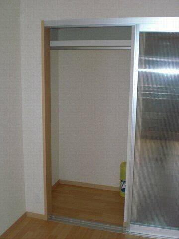 ＪＲ中央線 荻窪駅 徒歩14分 2階建 築19年の内装写真