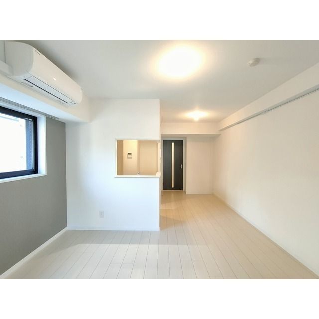 Espoir三田の居間写真