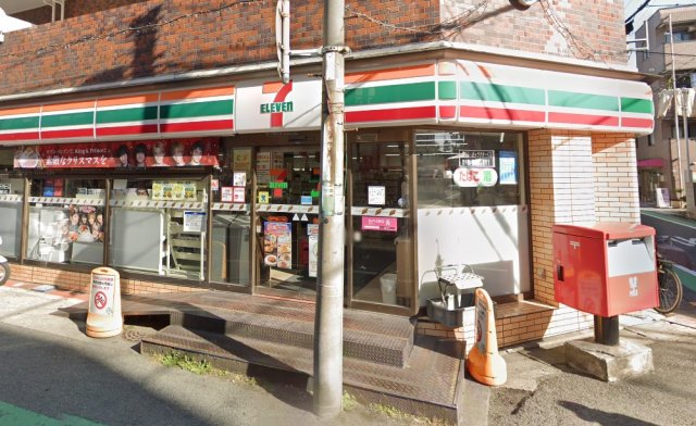 コンビニ　セブン-イレブン 西宮甲子園口すずらん通り店（コンビニ）まで520m