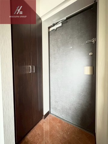 玄関　同施工会社・同型モデルの室内です。（参考写真・イメージ写真）