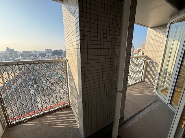 バルコニー　南向きバルコニー