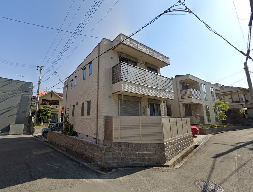 グランシャリオ山手ウエストの外観写真