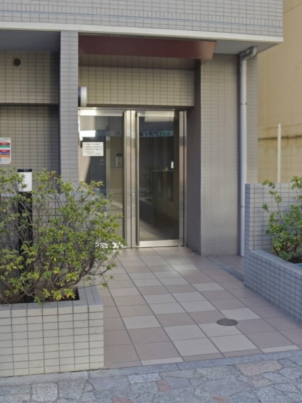 ＪＲ東海道本線 川崎駅 徒歩9分 11階建 築28年の外観写真