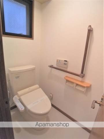 都電荒川線 小台駅 徒歩2分 6階建 築29年のトイレ写真
