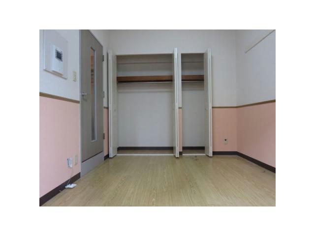 ライオンズマンション丸の内第7の居間写真