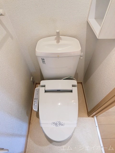 ＪＲ東海道本線 近江八幡駅 徒歩12分 2階建 築17年のトイレ写真