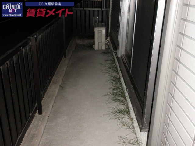 バルコニー　別部屋の写真です