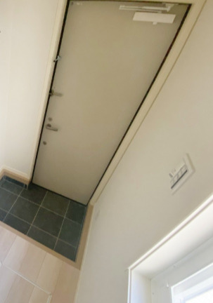 玄関　別タイプ部屋　参考写真です