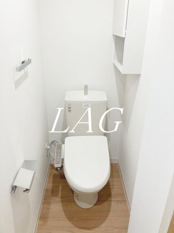 小田急線 登戸駅 徒歩9分 3階建 築5年のトイレ写真
