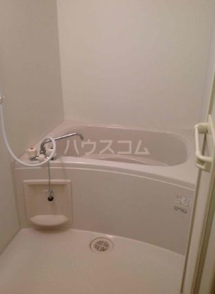 レオパレスサンシティフルヤIIIの風呂写真