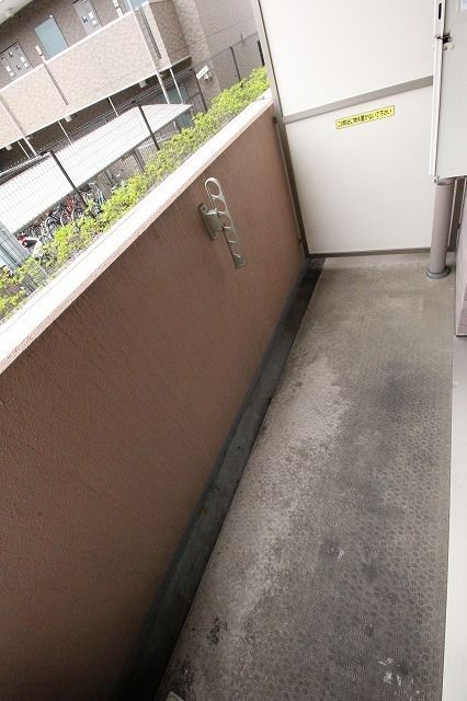 バルコニー　★　広いバルコニー完備　★