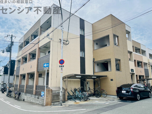 フジパレス城東諏訪VI番館の外観写真