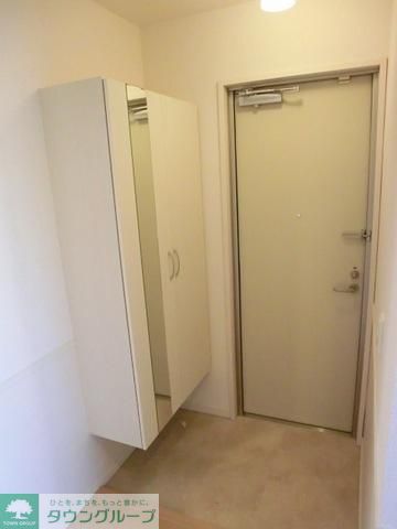 玄関　同施工会社イメージです