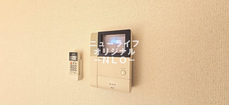 セキュリティ　突然の来客にも安心なモニター付インターホン☆