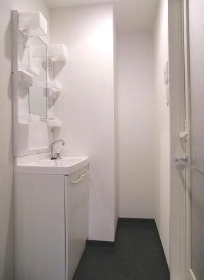 洗面設備　同マンション内別部屋参照