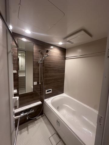 バス・シャワールーム　写真は同タイプ住居です。
