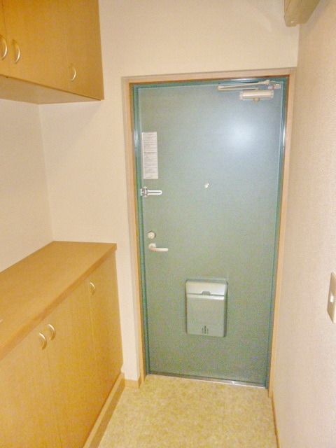 玄関　★★ゆとりのある玄関スペース★★