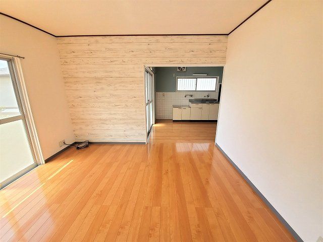 赤穂郡上郡町高田台3丁目借家の居間写真