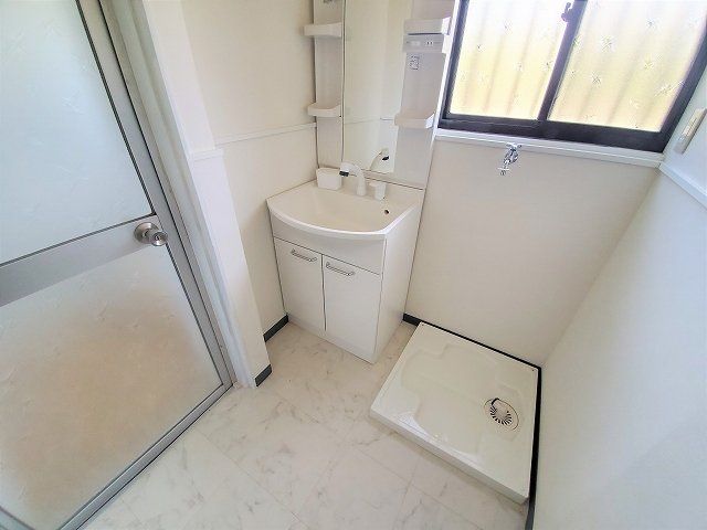 赤穂郡上郡町高田台3丁目借家の内装写真