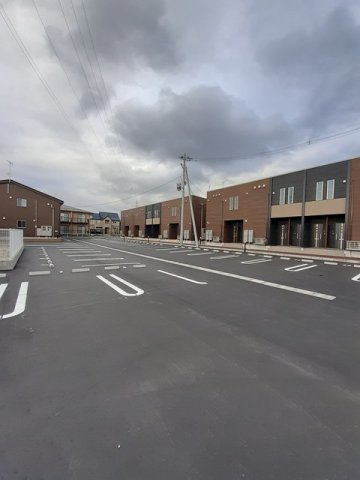 駐車場　車をお持ちの方に嬉しい駐車場付きの物件です