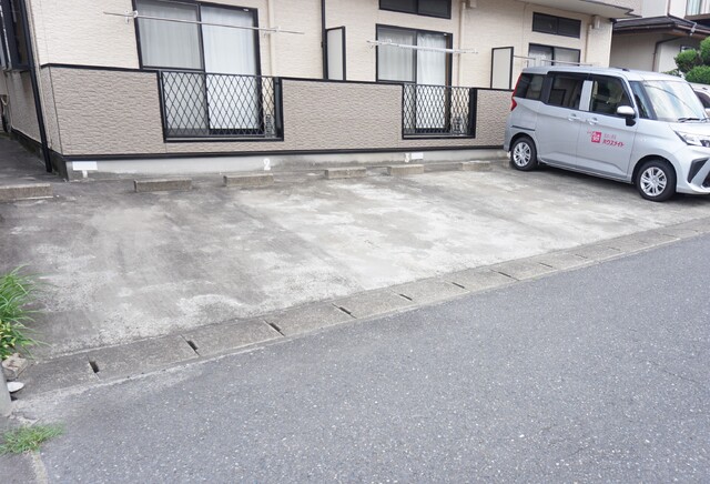 駐車場　敷地内駐車場です☆