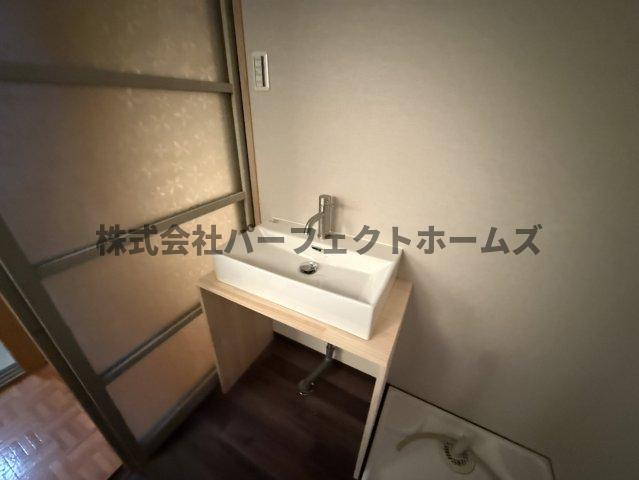 洗面設備　洗面台です