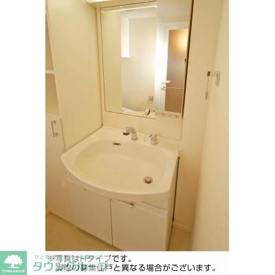洗面設備　※写真は同タイプ住戸です。