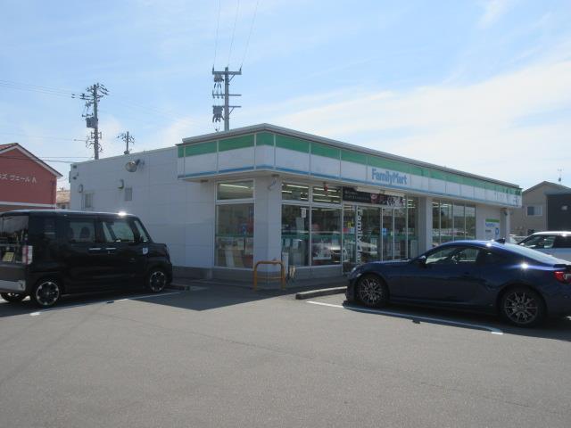 コンビニ　ファミリーマート 金沢安原店（コンビニ）まで311m