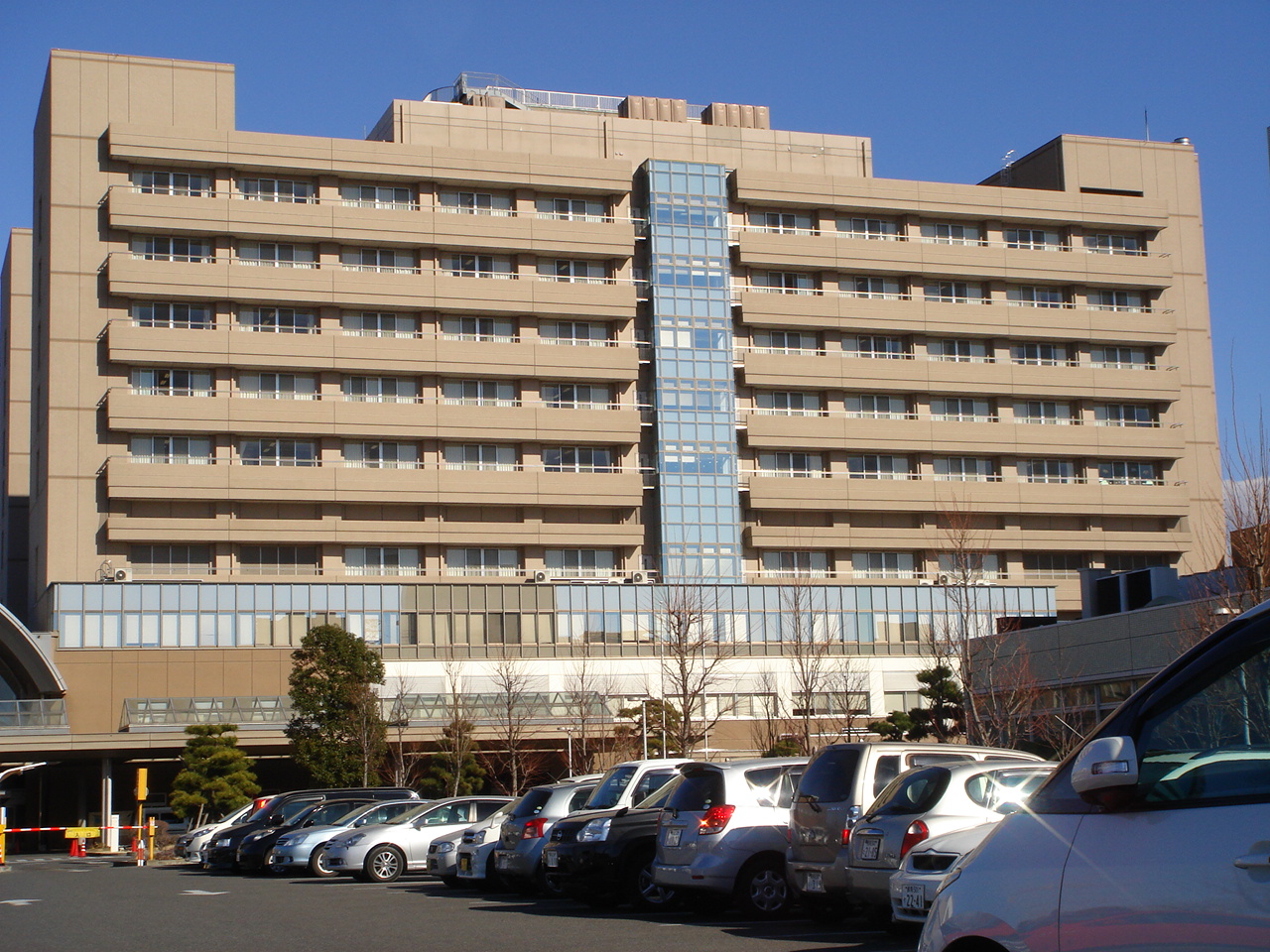 病院　伊勢崎市民病院（病院）まで1544m