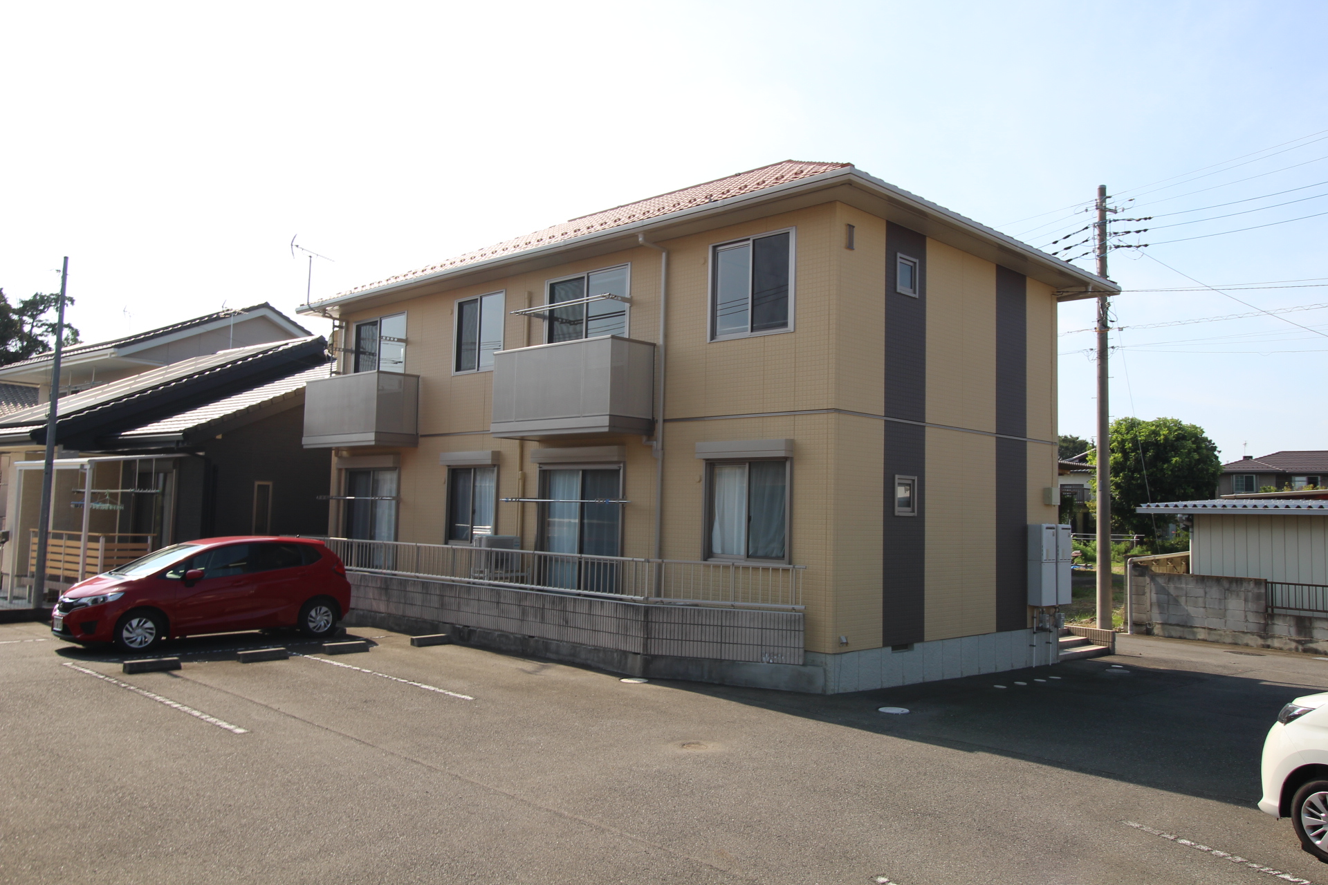 建物外観　リヴェール・アーク　現地で待ち合わせでのご案内も承ります。