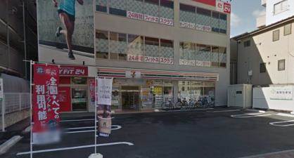 コンビニ　セブンイレブン東武練馬駅北口店（コンビニ）まで226m