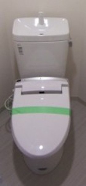トイレ　※別部屋参考写真