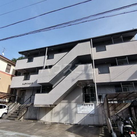 名古屋市昭和区五軒家町のマンションの建物外観
