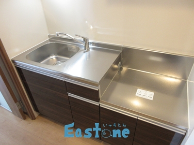 キッチン　野菜切スペースが嬉しいキッチン