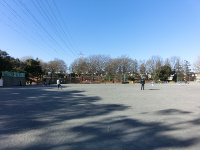 【メゾン・ド・アリスの公園】