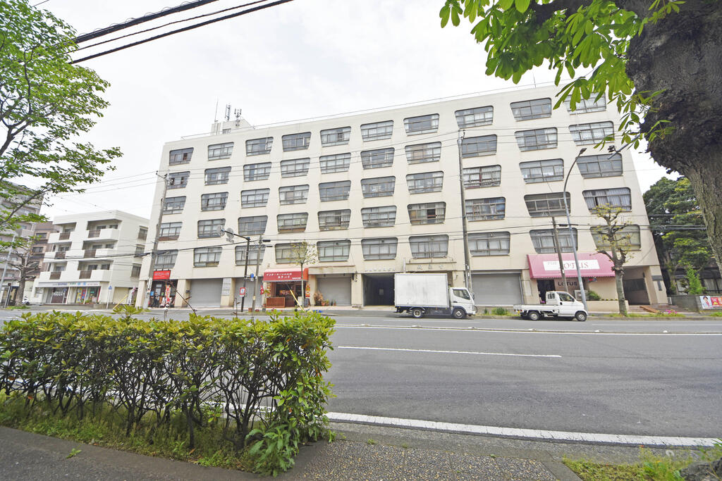 永田町共同ビルの建物外観