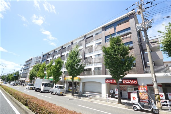 神戸市垂水区向陽のマンションの建物外観