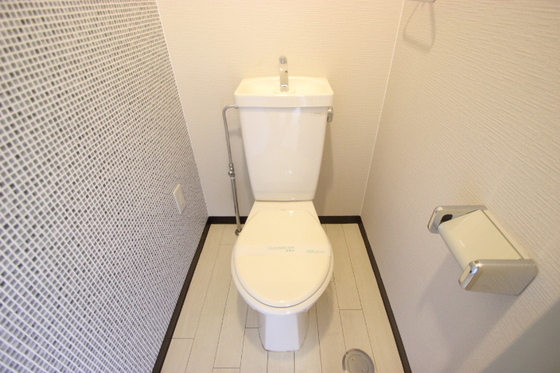 トイレ　※別部屋の写真です