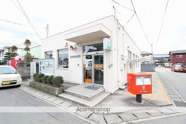 郵便局　高松円座郵便局（郵便局）まで196m