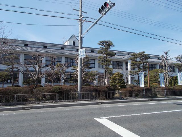 小学校　日野町立日野小学校（小学校）まで562m