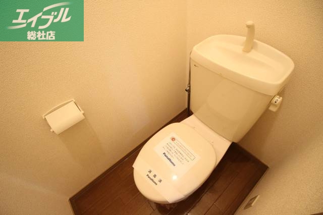 トイレ　同タイプの部屋画像です