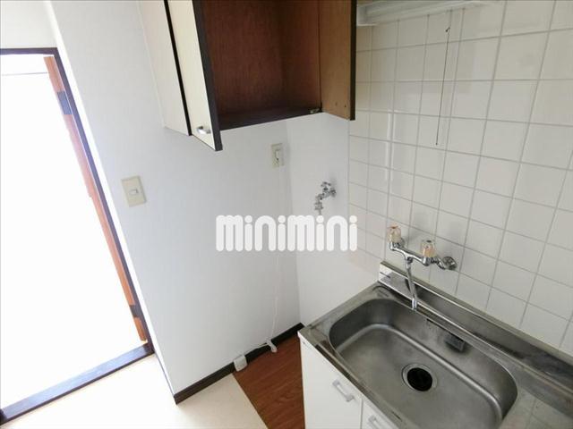 その他部屋・スペース　キッチンには上部収納もございます。