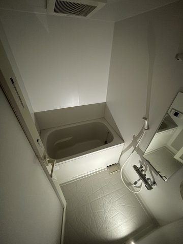 バス・シャワールーム　※別のお部屋の参考写真になります