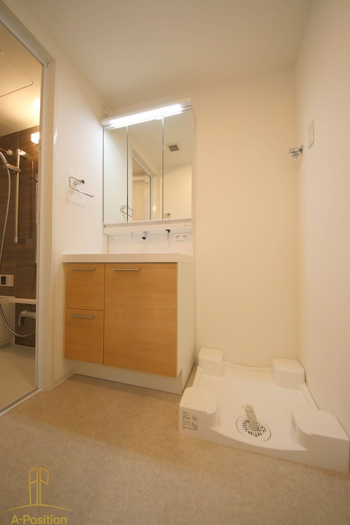 洗面設備　アーバス天満橋