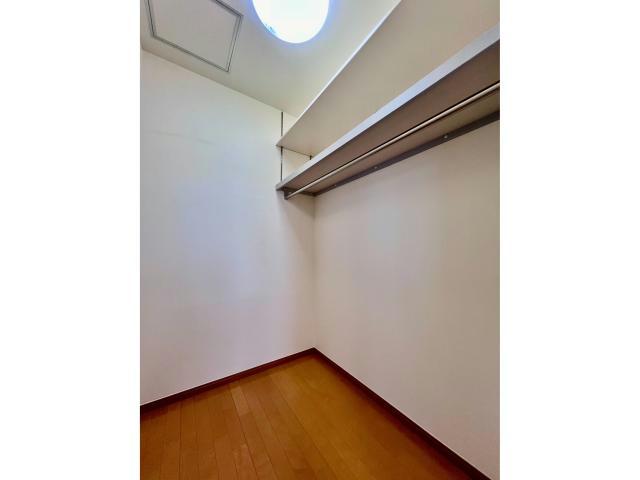 収納　ウォークインクローゼット