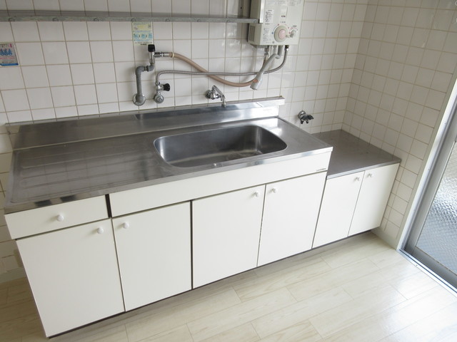 キッチン　２口ガスコンロ設置可のキッチンです。