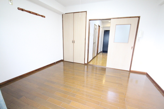 居室・リビング　※別の部屋の写真です