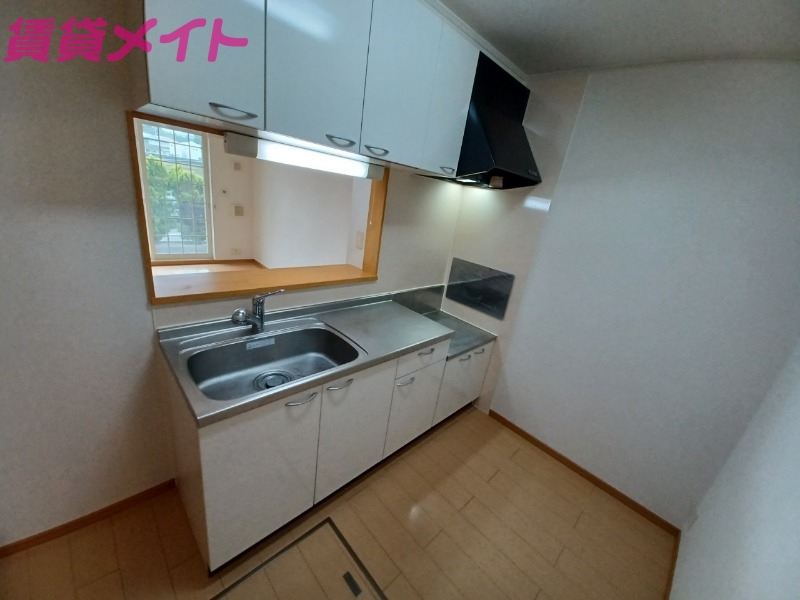 キッチン　同型タイプのお写真です。