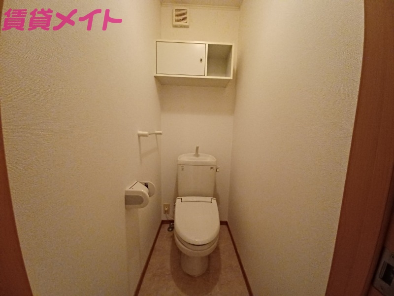 トイレ　同型タイプのお写真です。