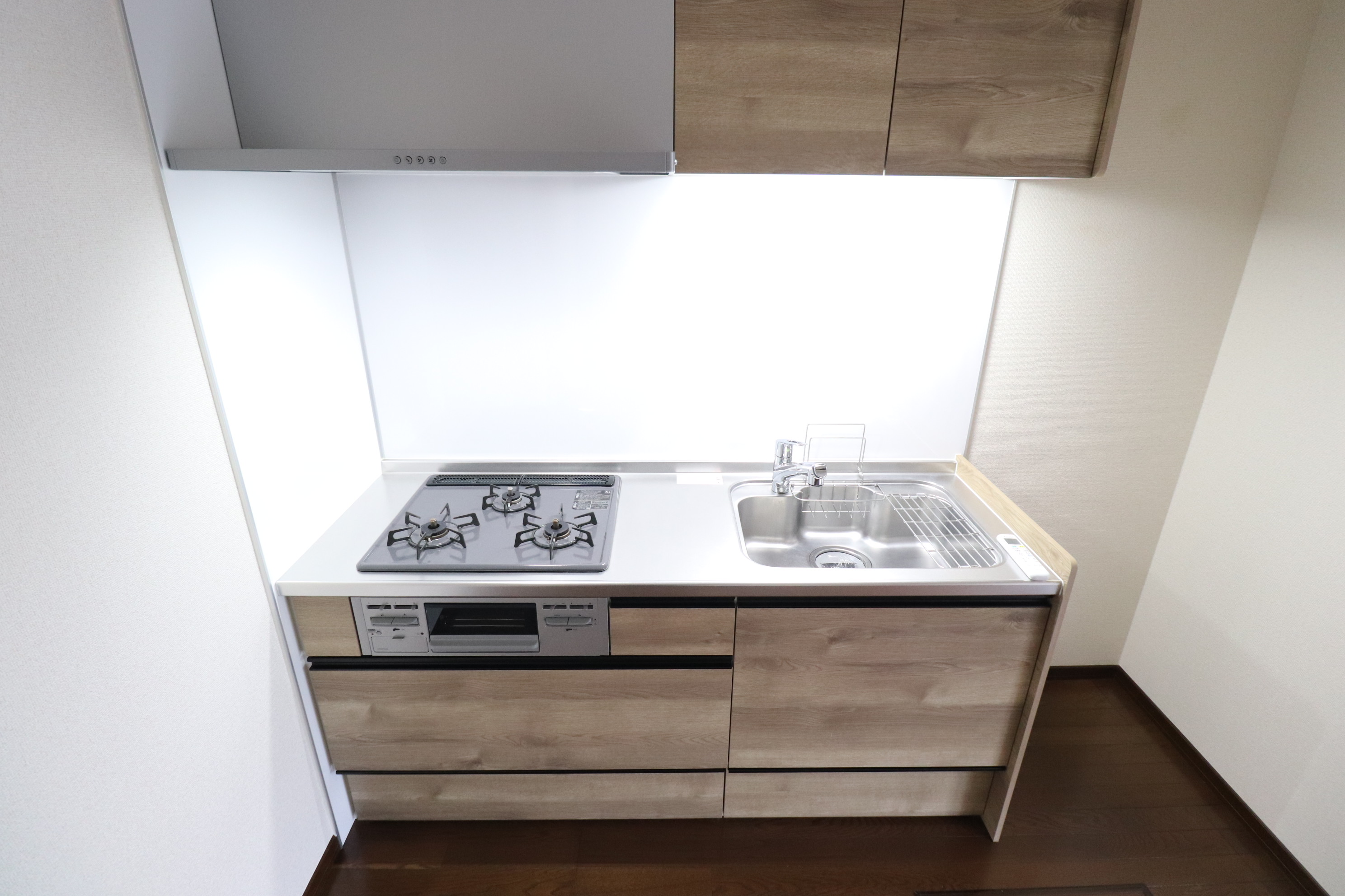 洗面設備　シャワー付き洗面台♪